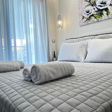 Maison Deluxe Studios And Apartment 帕尔加 外观 照片