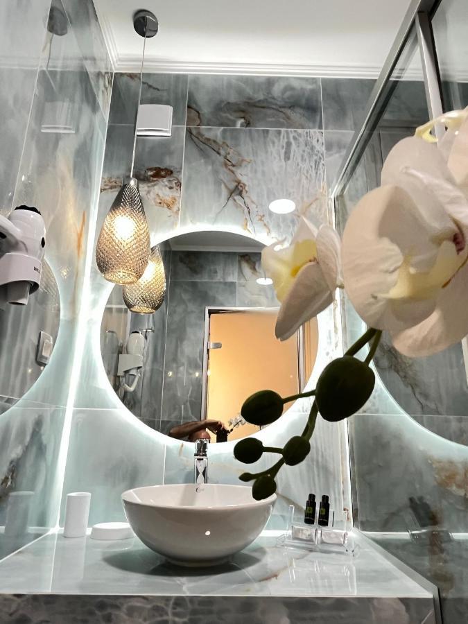 Maison Deluxe Studios And Apartment 帕尔加 外观 照片